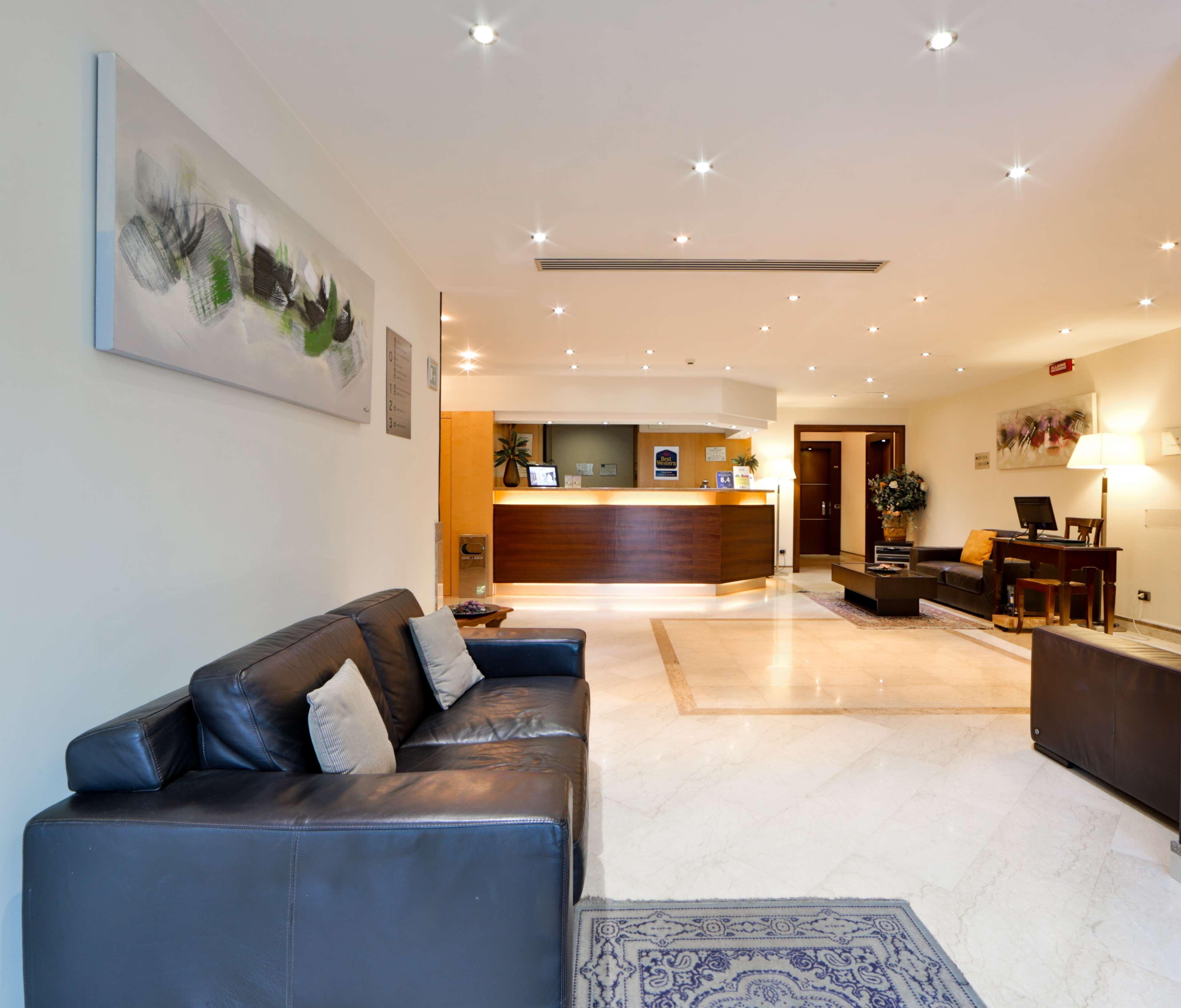 Suites & Residence Hotel ปอซซุออลี ภายนอก รูปภาพ